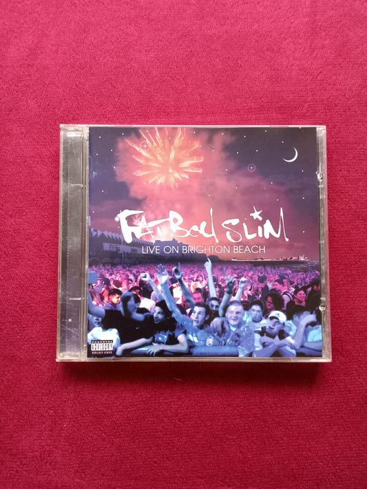 Fatboy Slim. Live on Brighton Beach. Cd nacional en excelente estado. formato muerto