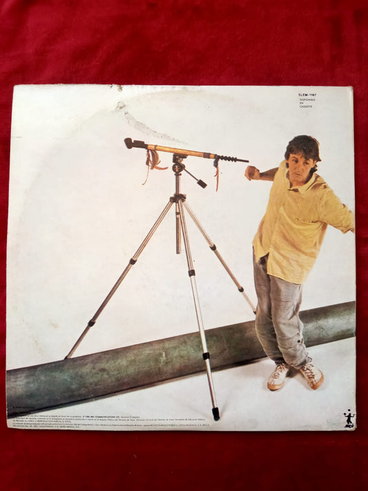 Paul McCartney – Pipes Of Peace. Vinilo nacional en buen estado. formato muerto