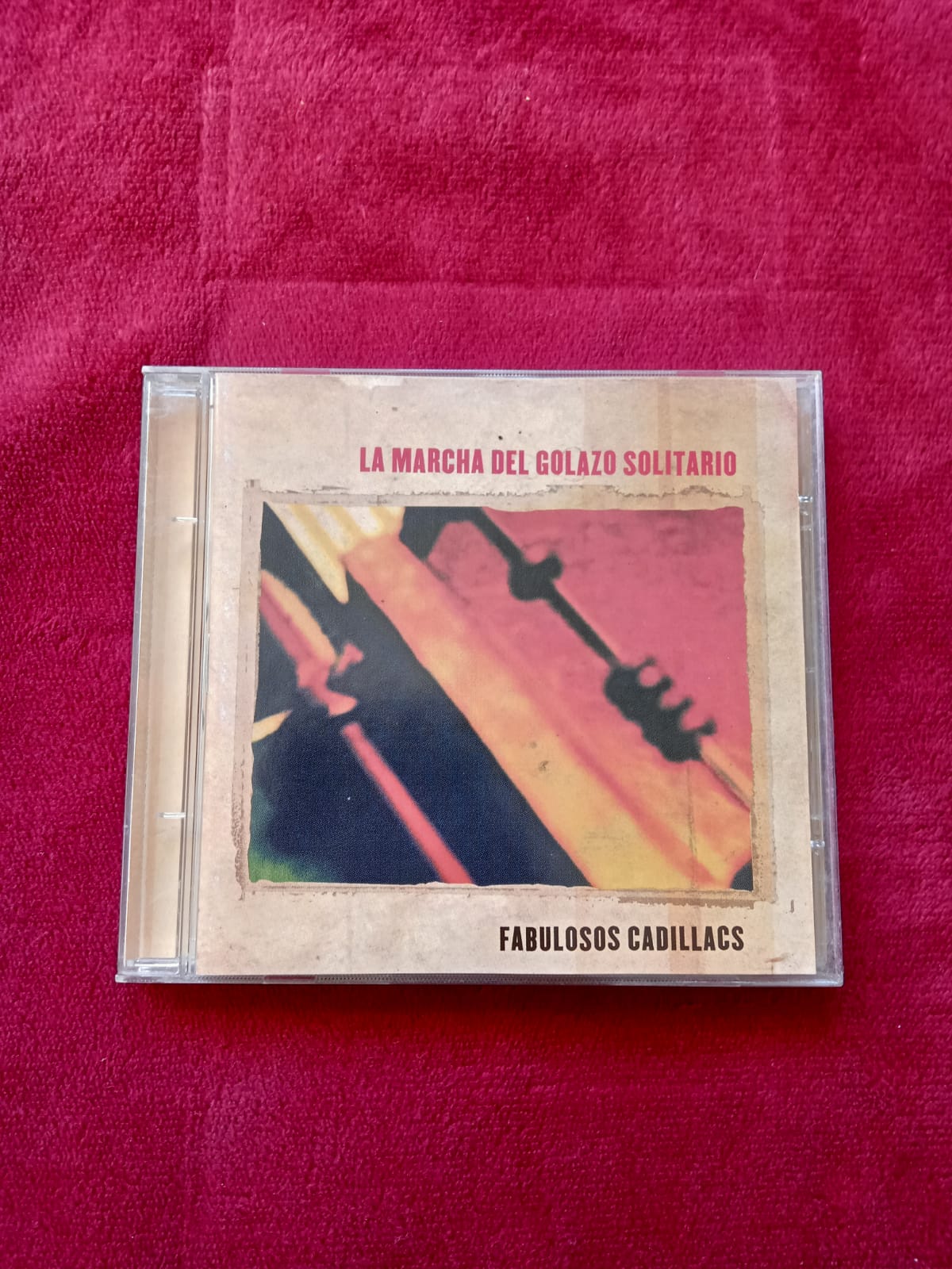 Los Fabulosos Cadillacs. La marcha del golazo solitario. Cd en buen estado. formato muerto