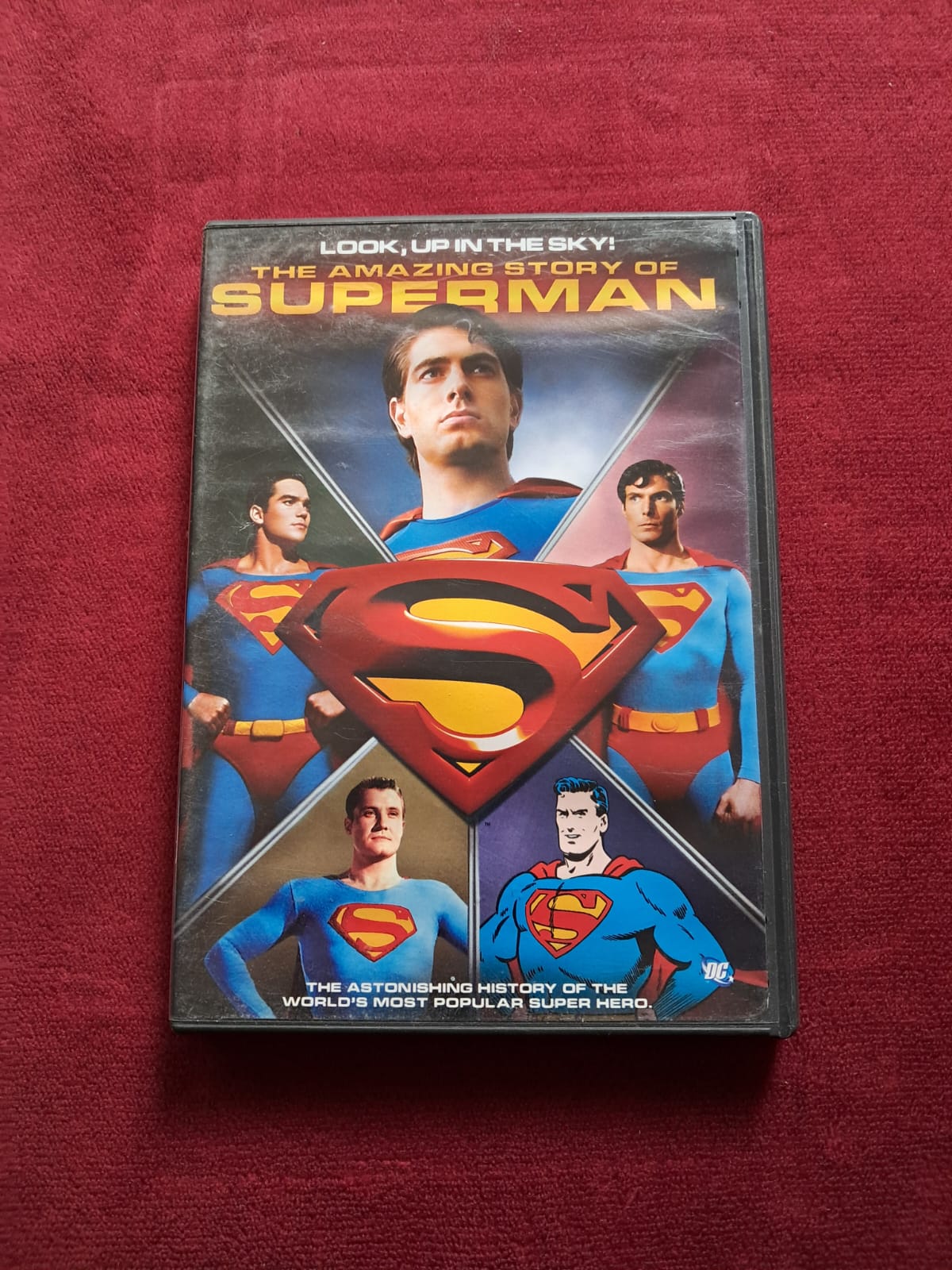 Look, Up in the Sky - The Amazing Story of Superman. DVD en buen estado. formato muerto