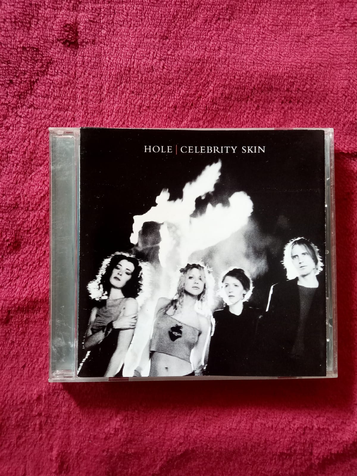 Hole. Celebrity Skin. Cd en buen estado. formato muerto