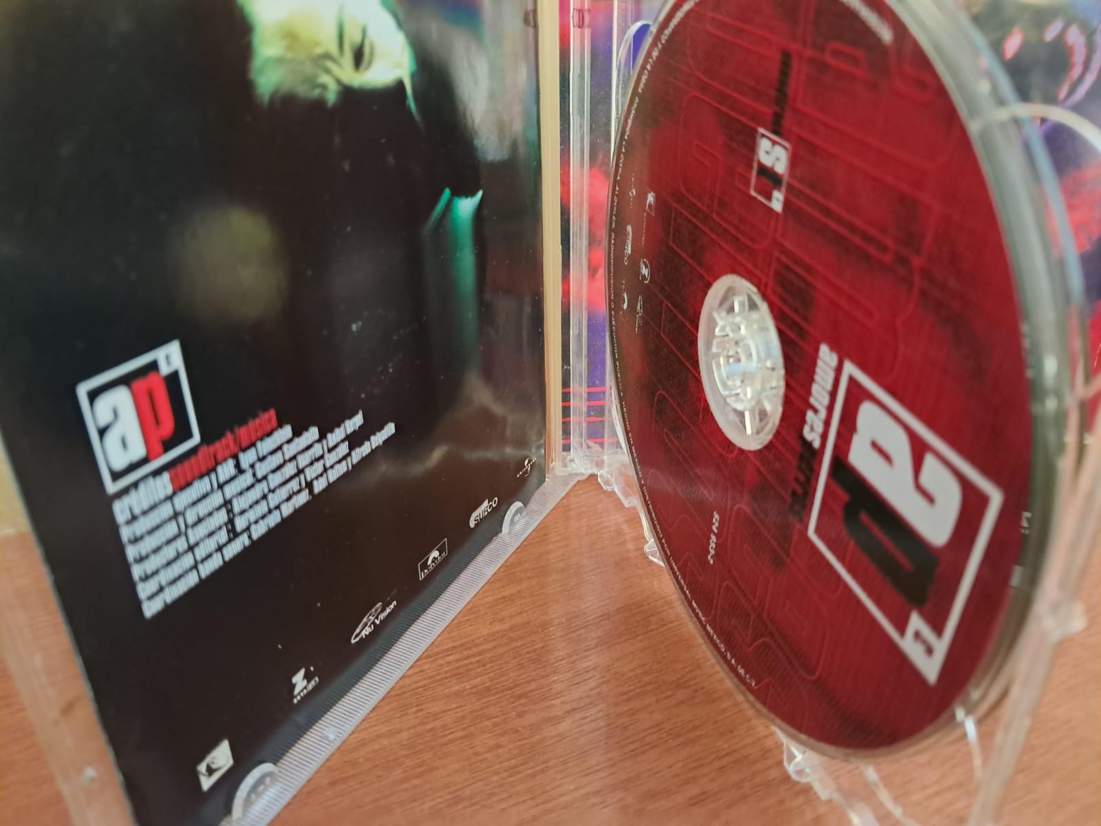 Varios – Amores Perros (Música Original De La Película). Cd doble en buen estado. formato muerto