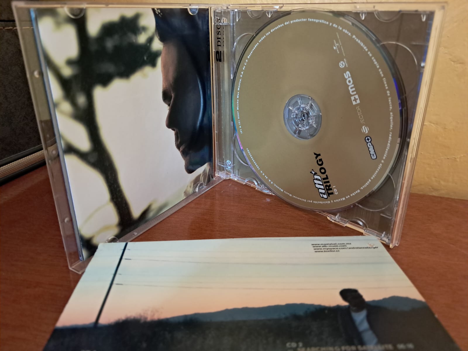 ATB – Trilogy. Cd doble en buen estado. formato muerto