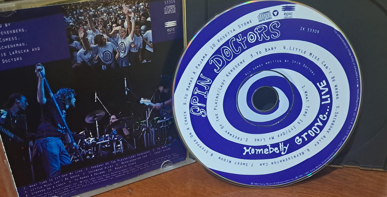 Spin Doctors. Homebelly Groove...Live. Cd. formato muerto