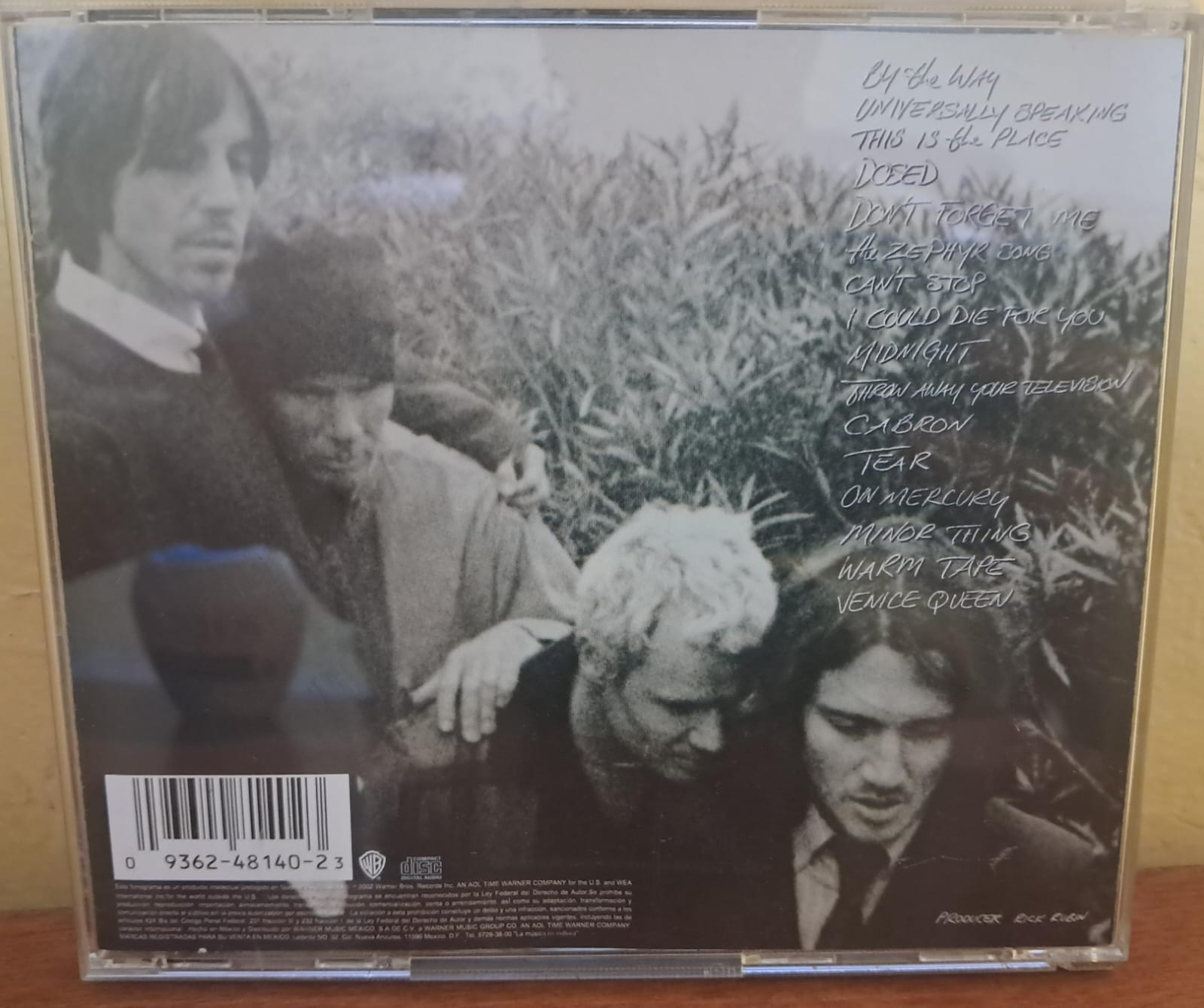 RED HOT CHILI PEPPERS – BY THE WAY. Cd en buen estado. formato muerto