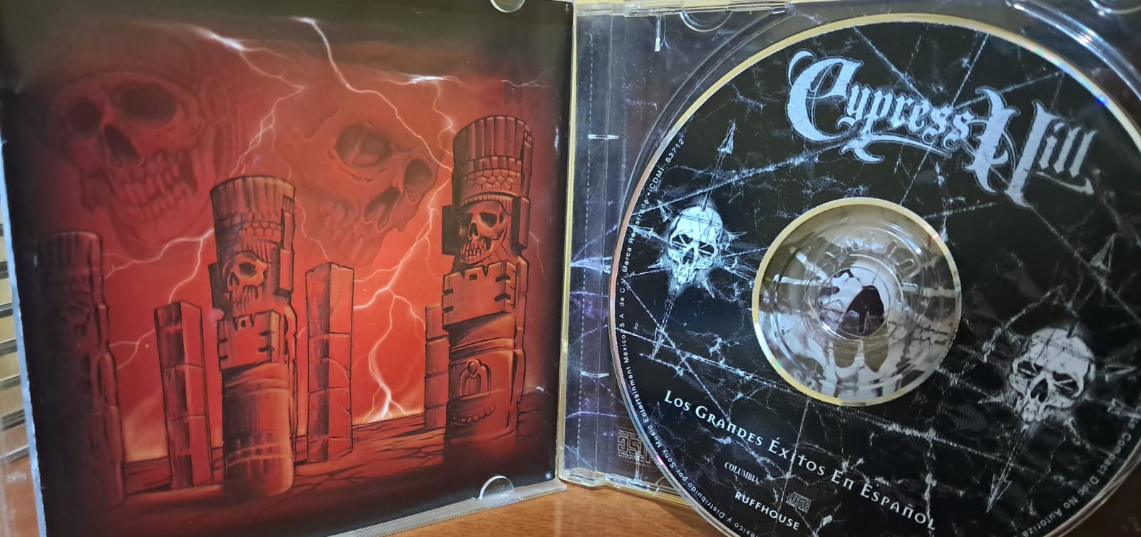 Cypress Hill – Los Grandes Éxitos En Español. Cd en buen estado. formato muerto