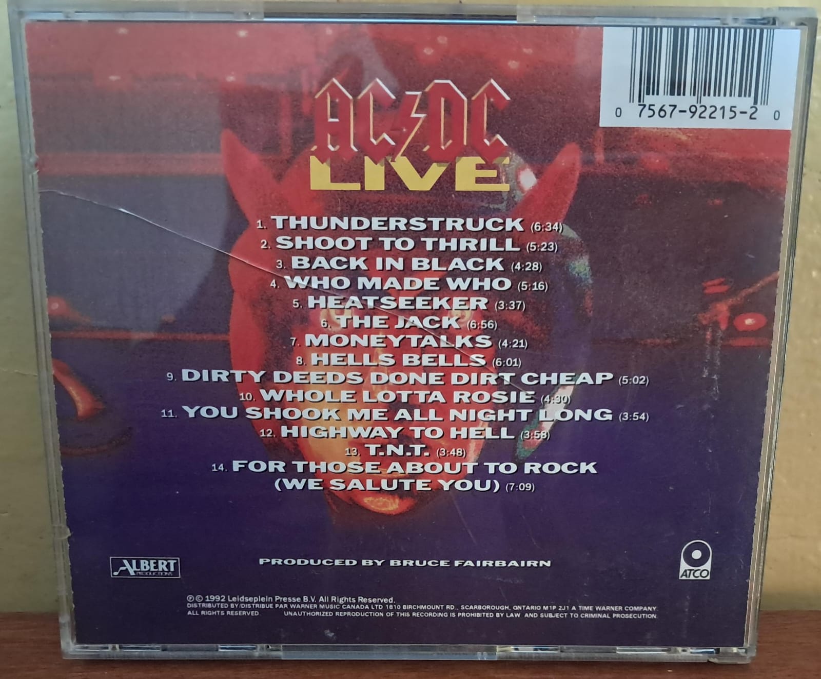 AC/DC – LIVE en CD en excelente estado. formato muerto