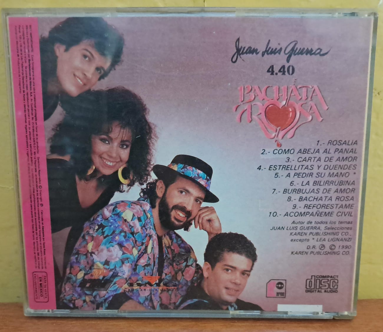 Juan Luis Guerra 4.40 – Bachata Rosa. Cd buen estado. formato muerto
