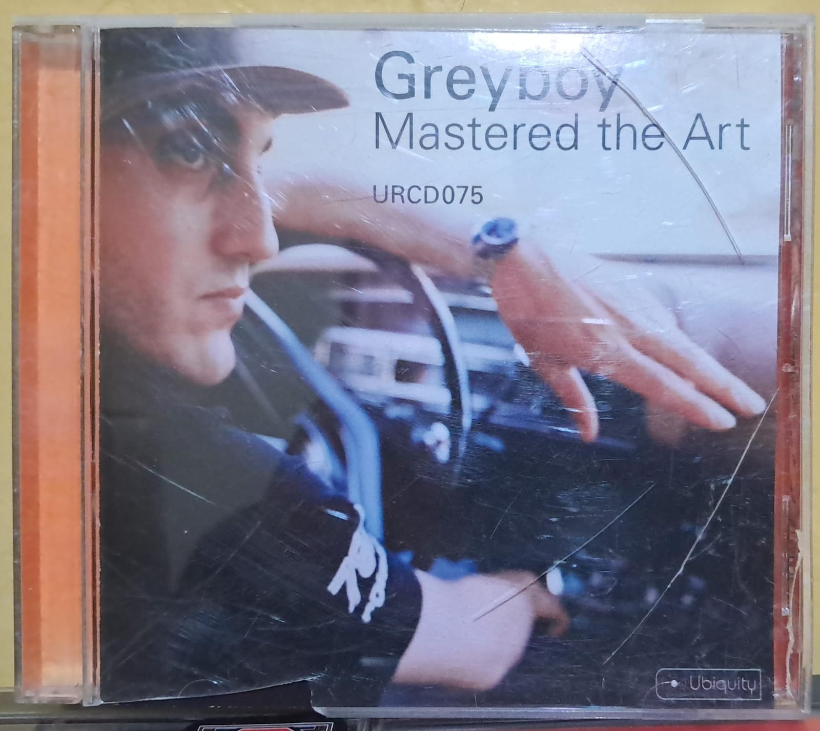 Greyboy – Mastered the Art (CD importado en buen estado). formato muerto