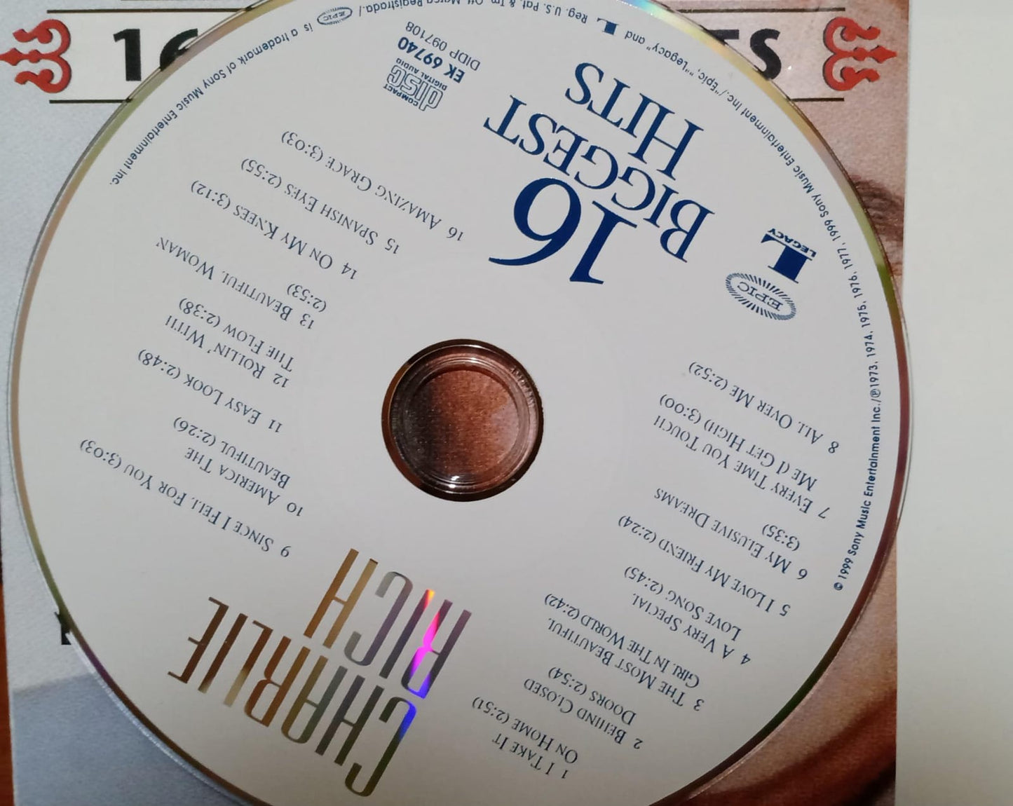 Charlie Rich - Los 16 éxitos más grandes. Cd importado excelente estado. tienda de discos en méxico formato muerto