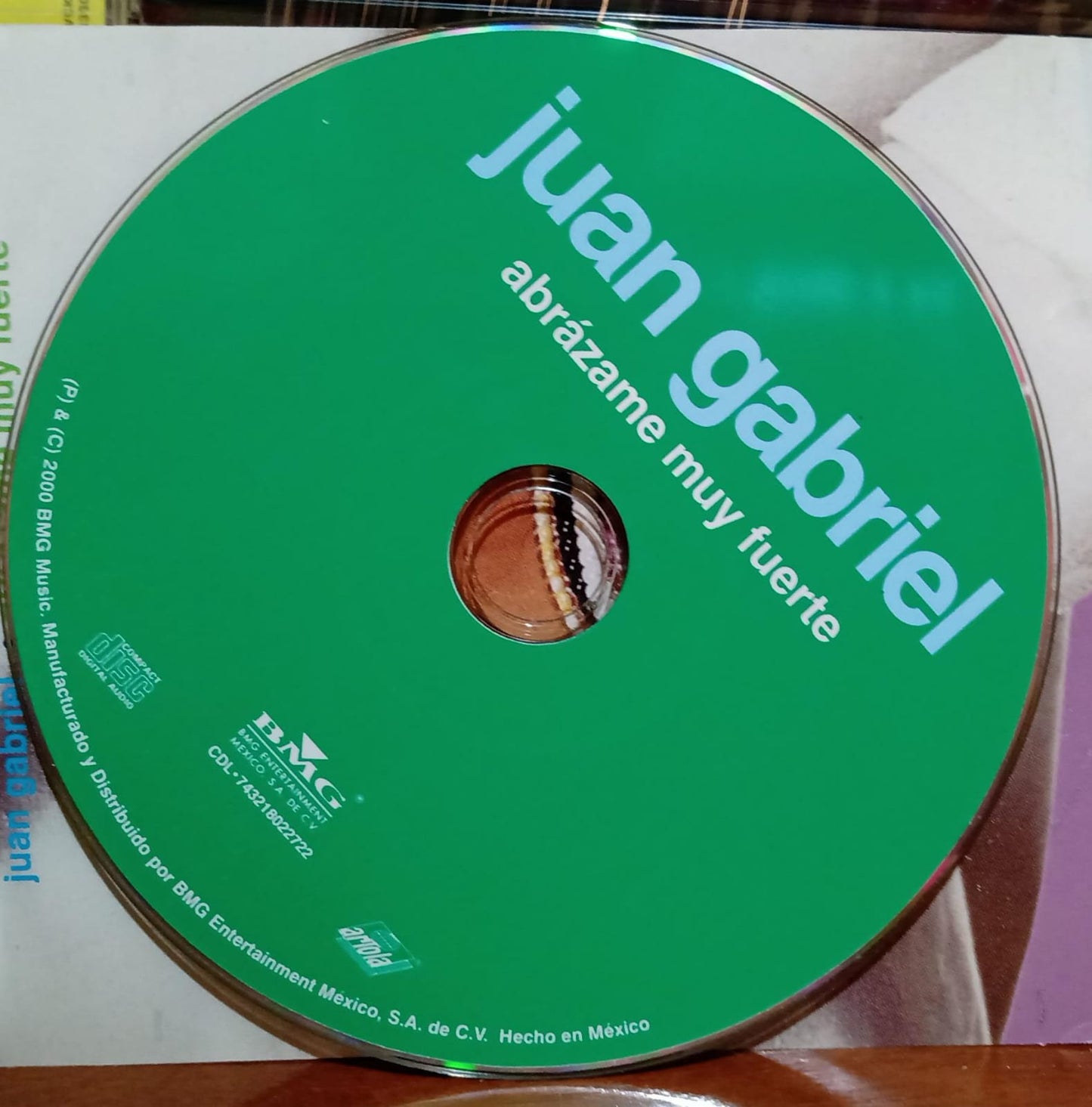 Juan Gabriel – Abrázame Muy Fuerte. Cd nacional en buen estado. tienda de discos en méxico formato muerto