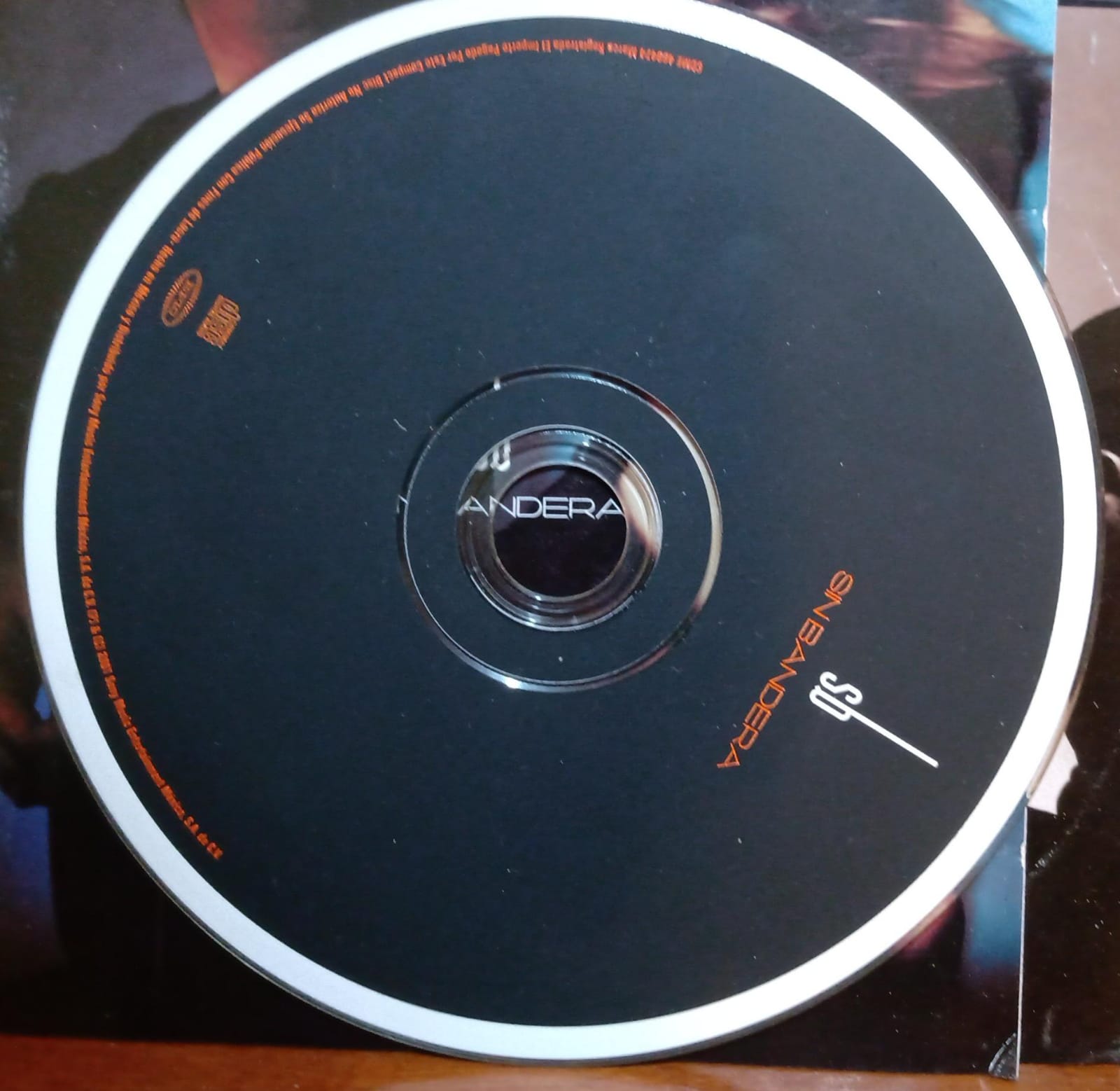 Sin Bandera. Sin Bandera. Cd en buen estado. tienda de discos en méxico formato muerto