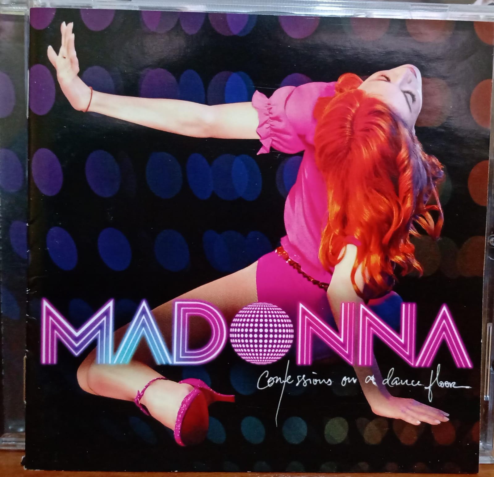 Madonna – Confessions on a Dance Floor. CD nacional en excelente estado. tienda de discos en méxico formato muerto