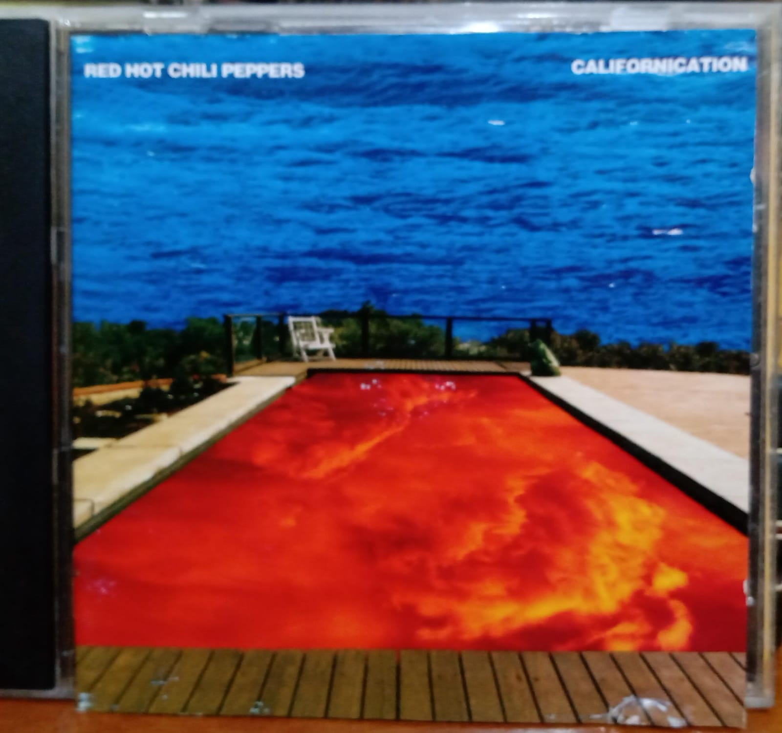 Red Hot Chili Peppers – Californication
CD nacional en buen estado. tienda de discos en méxico formato muerto