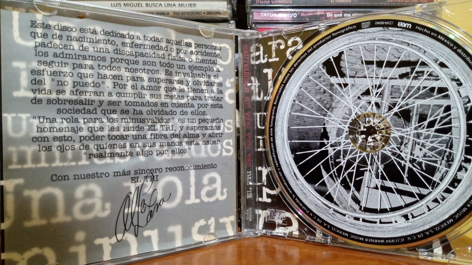 El Tri – Una Rola Para Los Minusválidos. Cd en buen estado. tienda de discos en méxico formato muerto