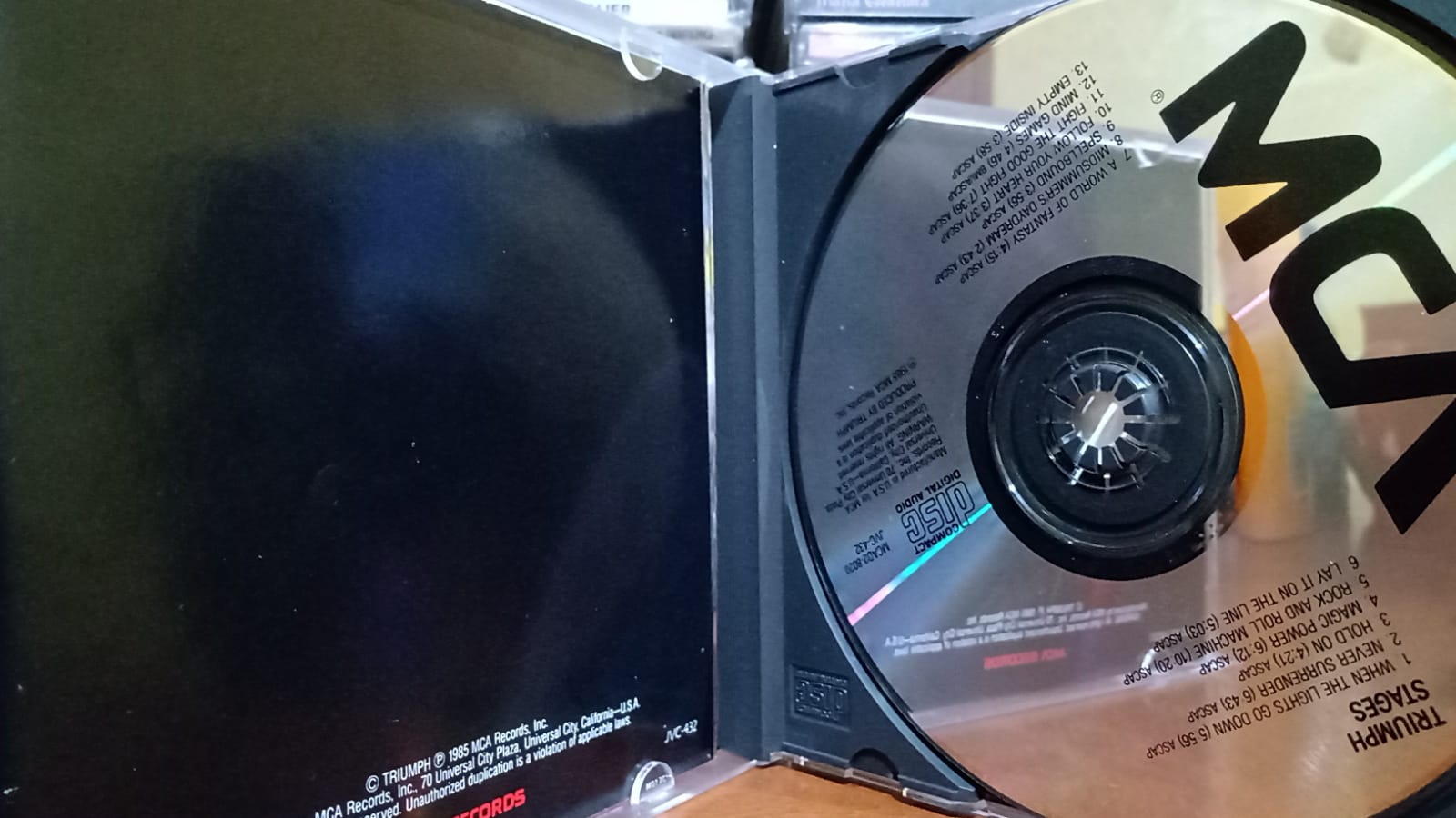 Triumph – Stages (CD Importado excelente estado). tienda de discos en méxico formato muerto