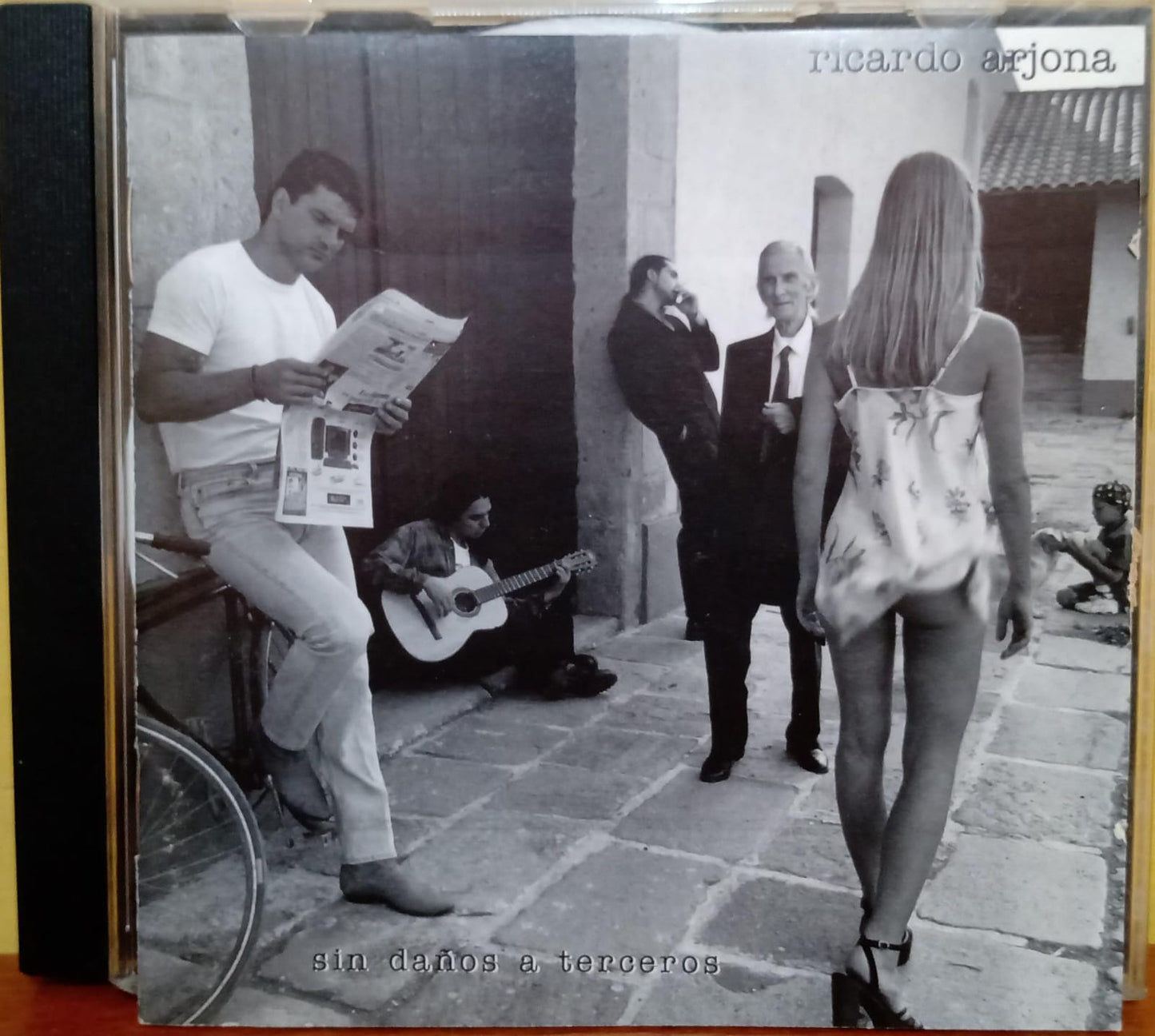 Ricardo Arjona – Sin Daños A Terceros. Cd en buen estado. tienda de discos en méxico formato muerto