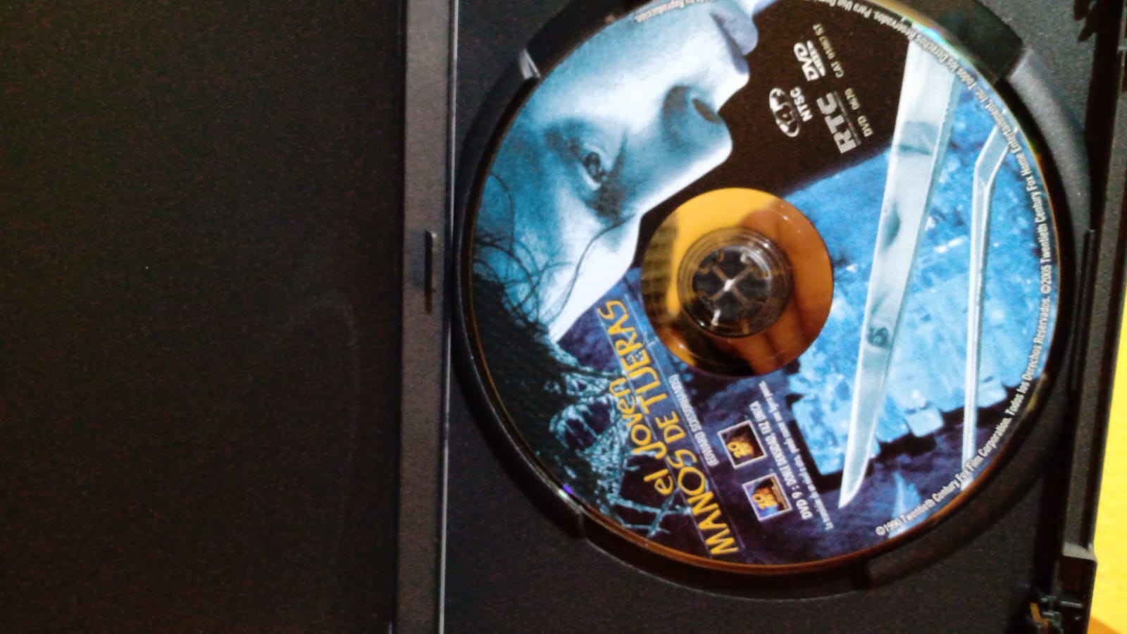 El Joven Manos de Tijera. DVD. tienda de discos en méxico formato muerto