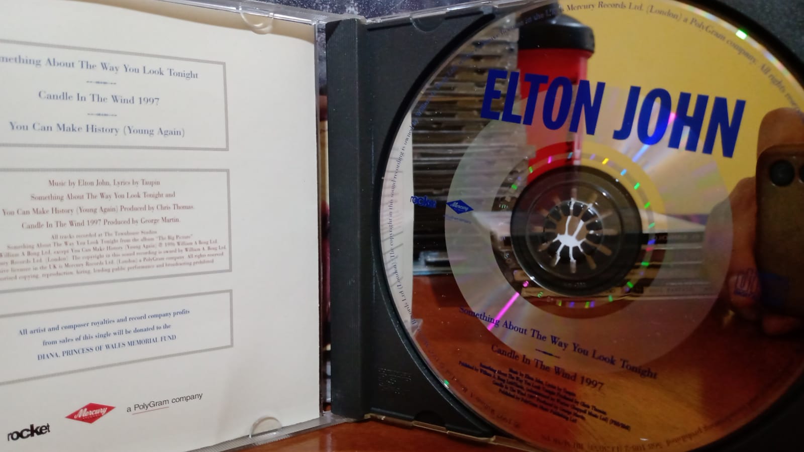 Something About The Way You Look Tonight / Candle In The Wind 1997 Elton John. Cd en buen estado. tienda de discos en méxico formato muerto