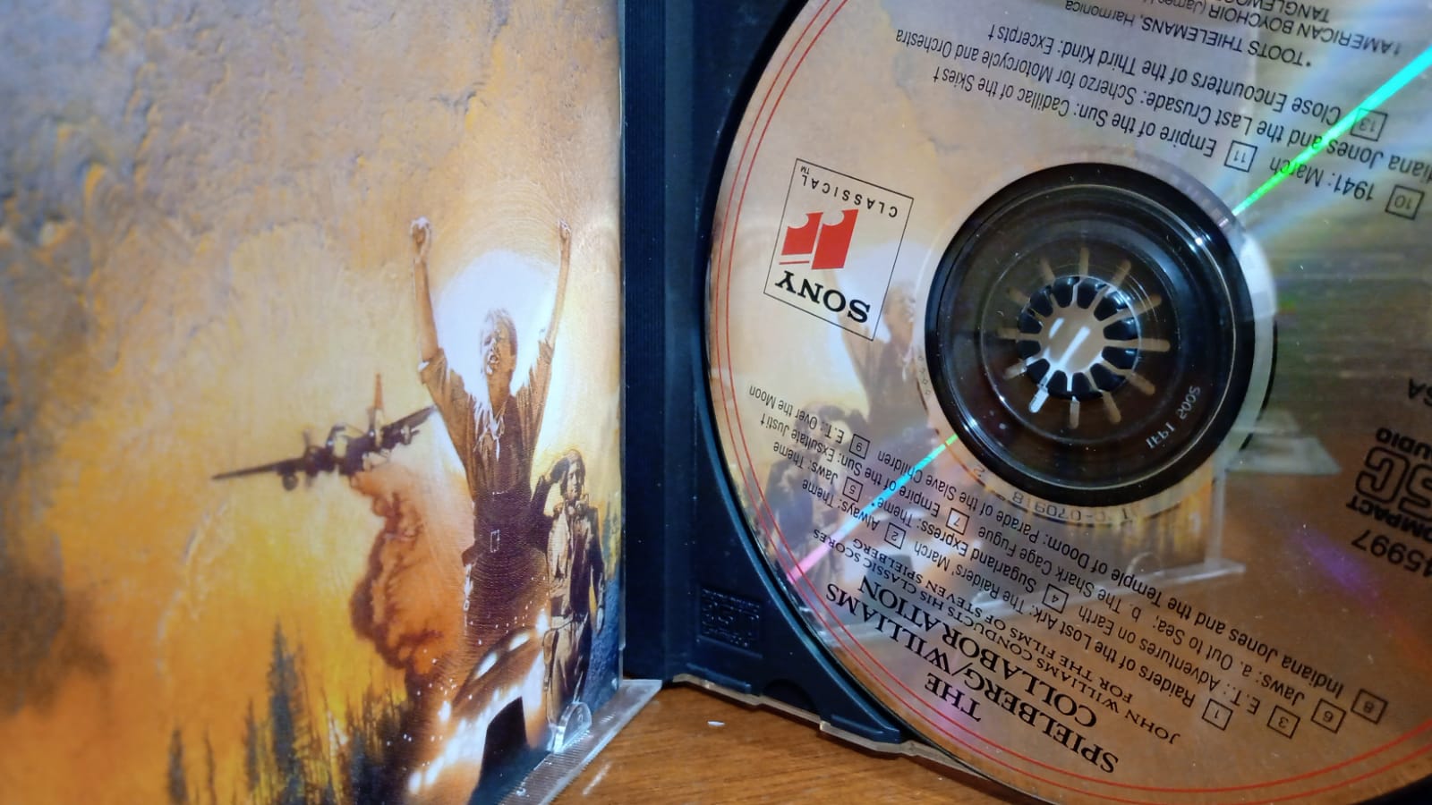 John Williams Conducts His Classic Scores for the Films of Steven Spielberg. Cd importado excelente estado. tienda de discos en méxico formato muerto