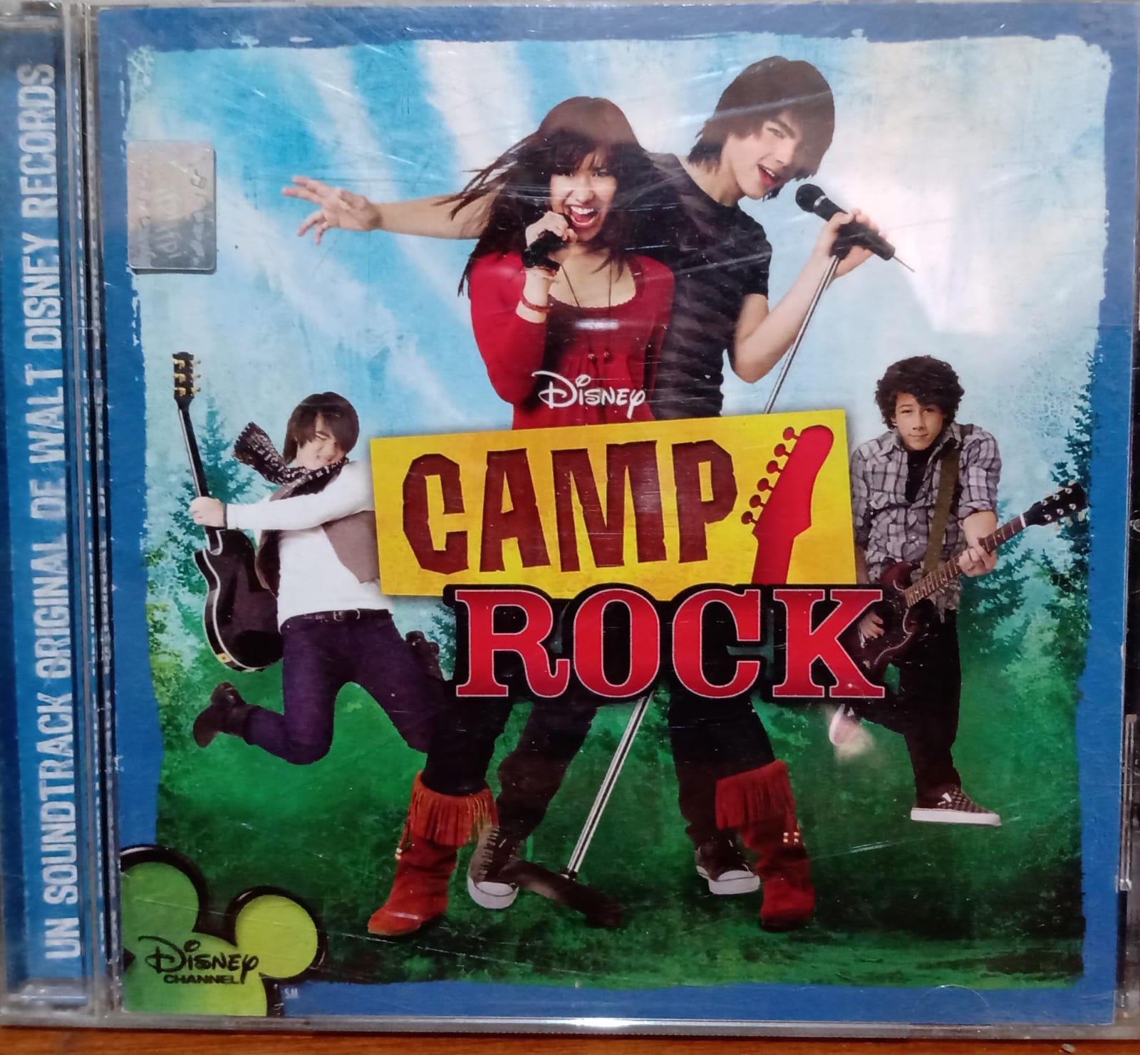 Varios – Camp Rock. Cd nacional en buen estado. tienda de discos formato muerto