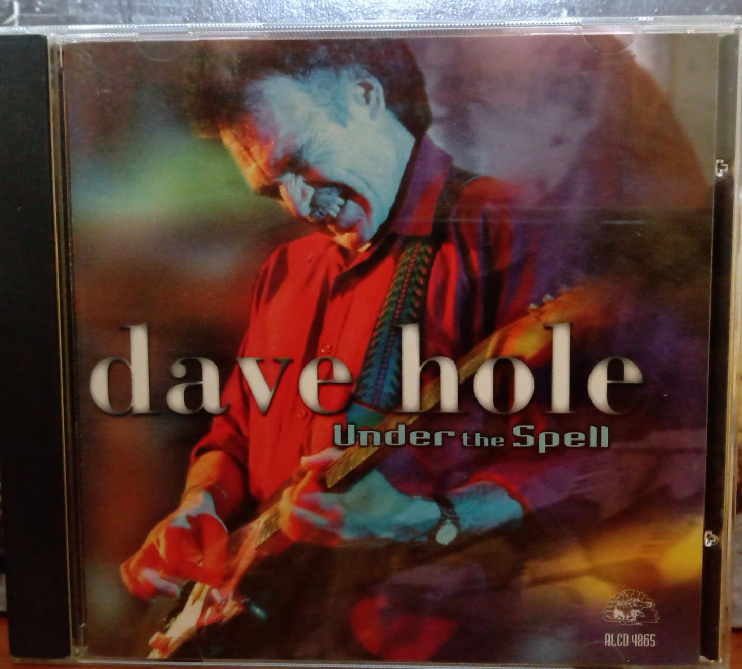 Dave Hole – Under The Spell. Cd excelente estado. tienda de discos en méxico formato muerto