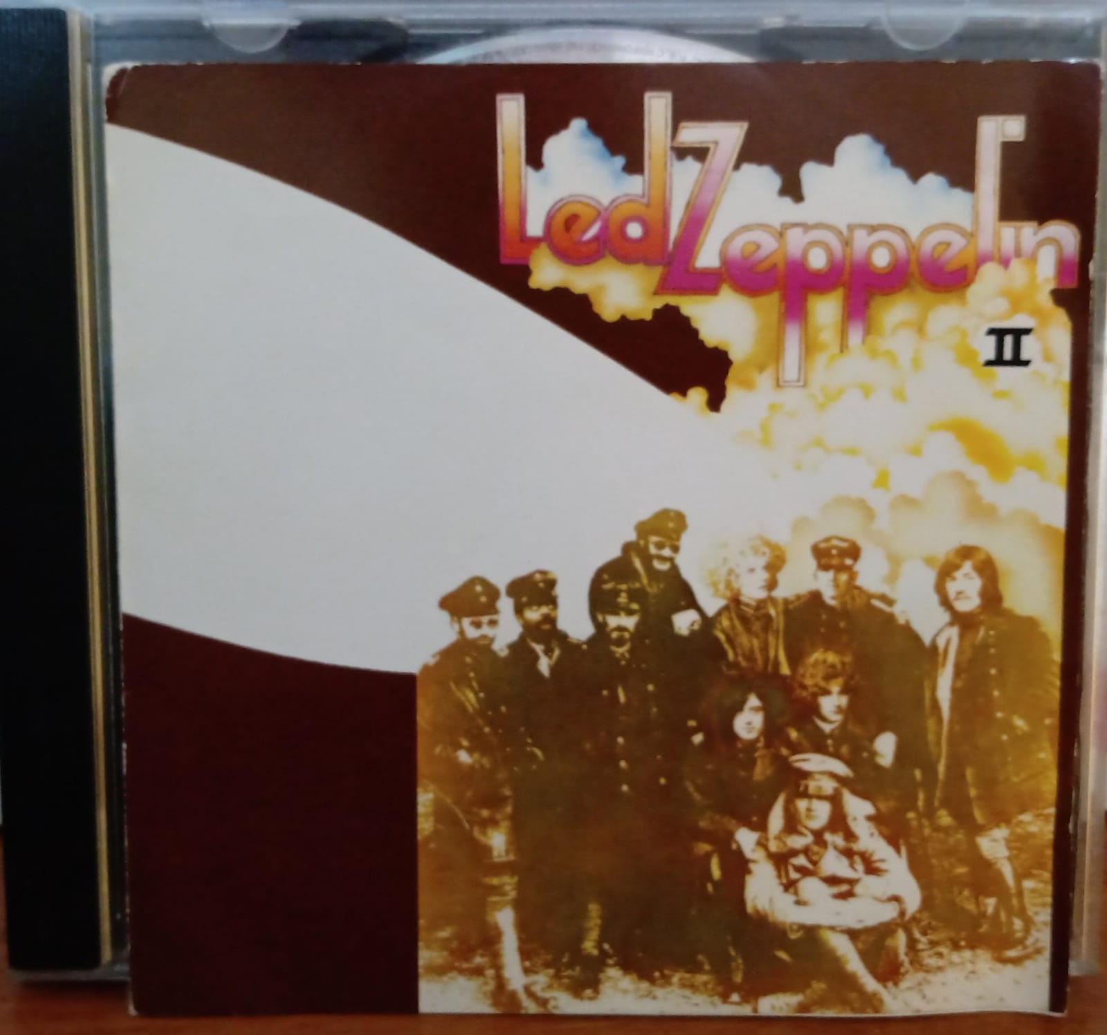 Led Zeppelin – Led Zeppelin II  CD Importado • Con Marcas de Uso (No Afectan Reproducción) tienda de discos en méxico formato muerto