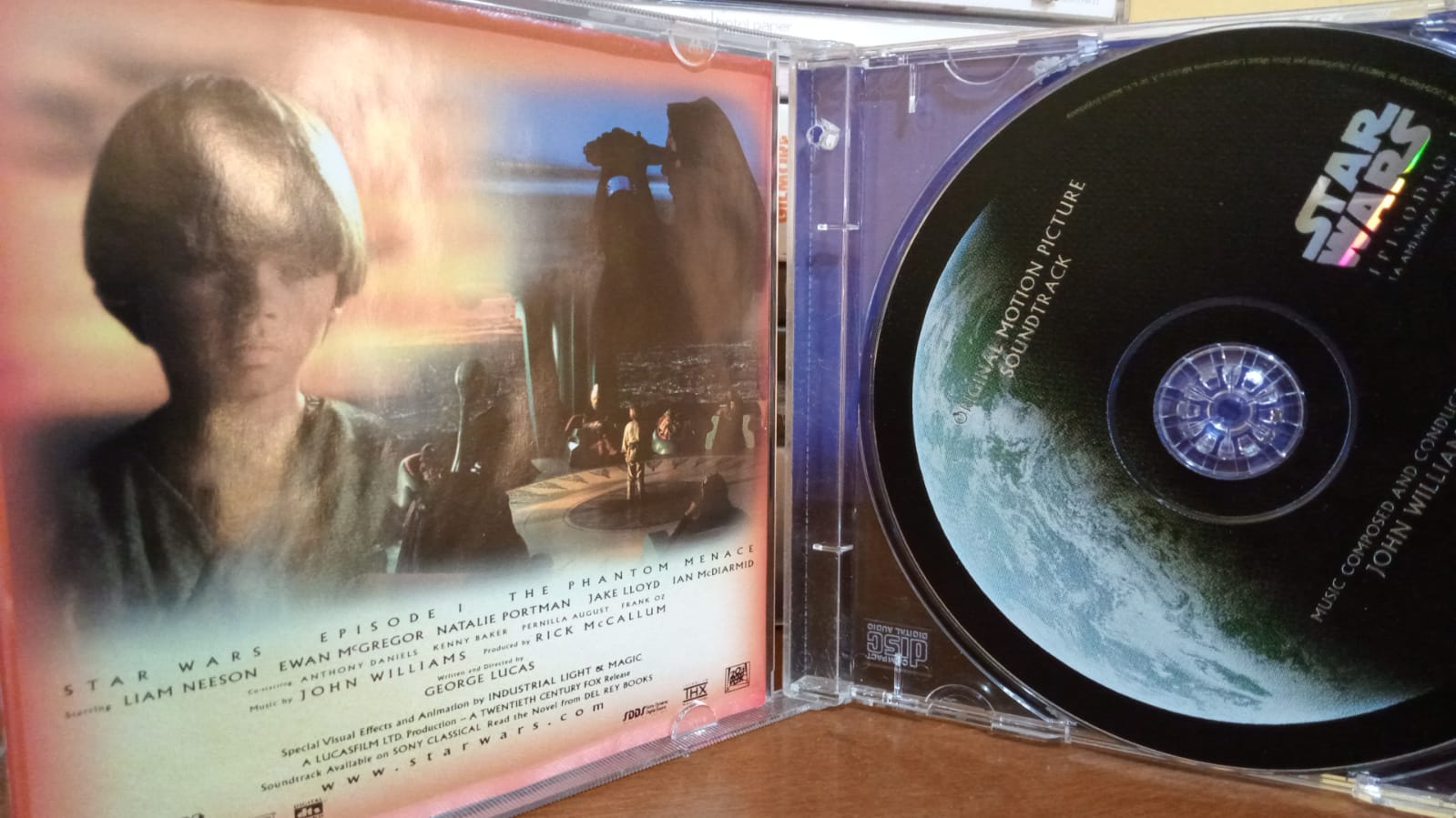 John Williams – Star Wars - Episodio I: La Amenaza Fantasma (OST Soundtrack). Cd buen estado. tienda de discos en méxico formato muerto