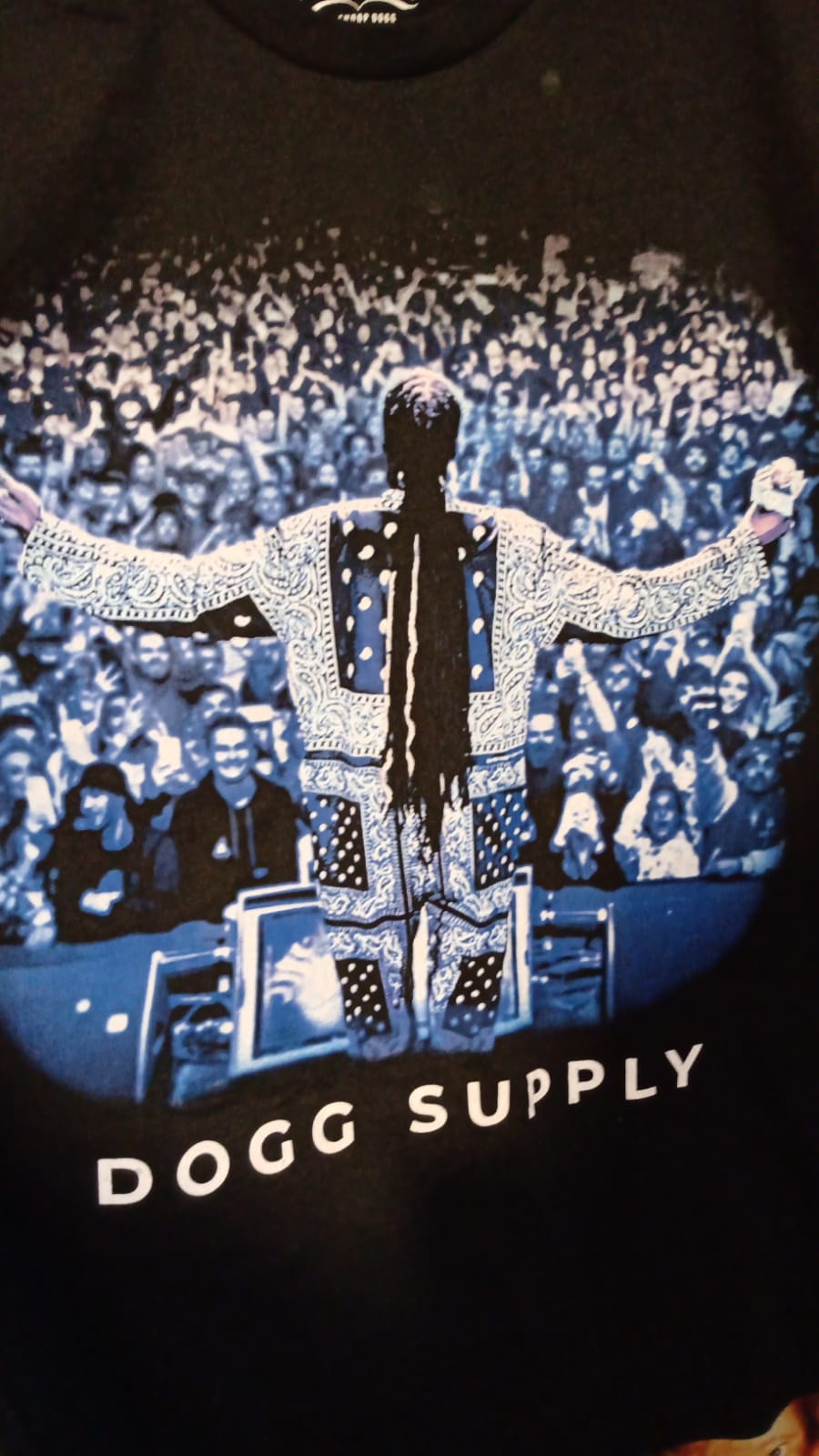 Dogg Supply Snoop Dogg XL Concert Graphic T Shirt Laid Back Boxy Fit Streetwear tienda de discos y playeras remeras limas en méxico