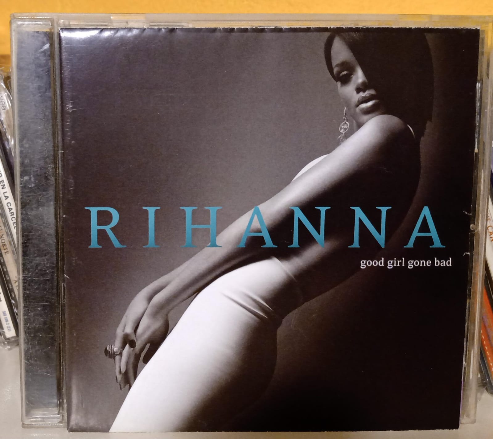 Rihanna – Good Girl Gone Bad. CD en buen estado. tienda de discos en méxico formato muerto