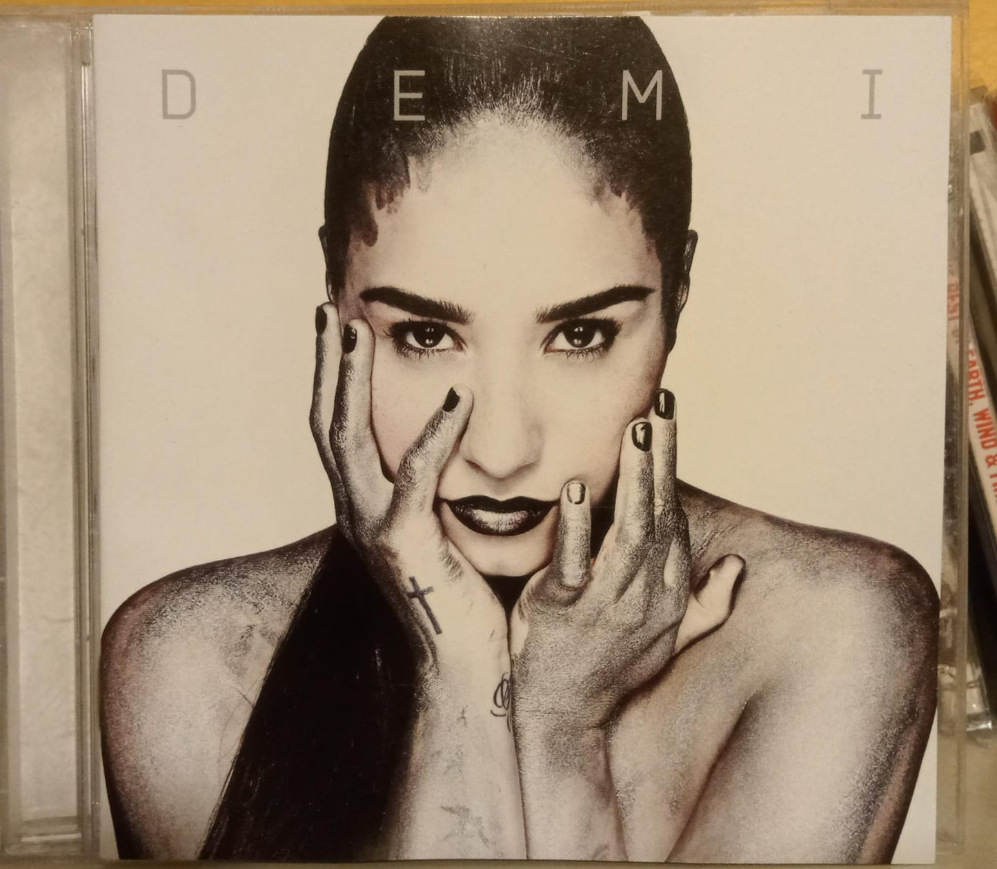 Demi Lovato – Demi. Cd en buen estado. tienda de discso en méxico formato muerto