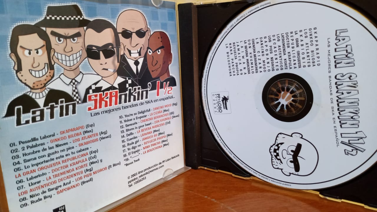 Cd Latin Skankin 1 Y Medio. Cd en buen estado.