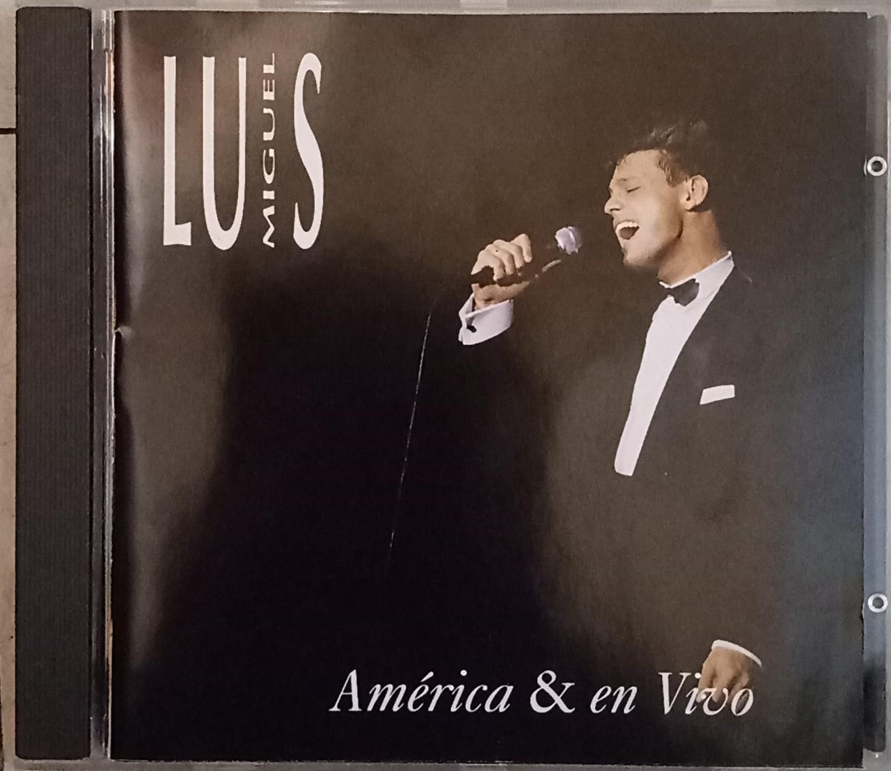 Luis Miguel – America & En Vivo. Cd en buen estado.
