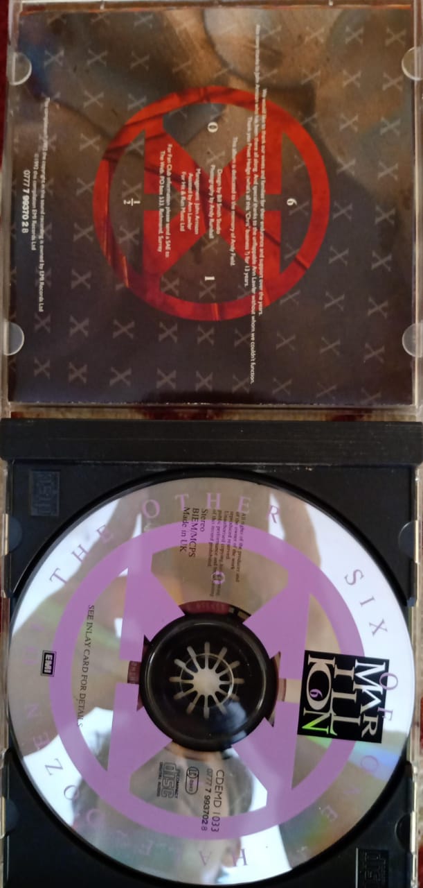 Marillion – 1982-1992 - A Singles Collection. CD importado en buen estado. tienda de discos en méxico formato muerto