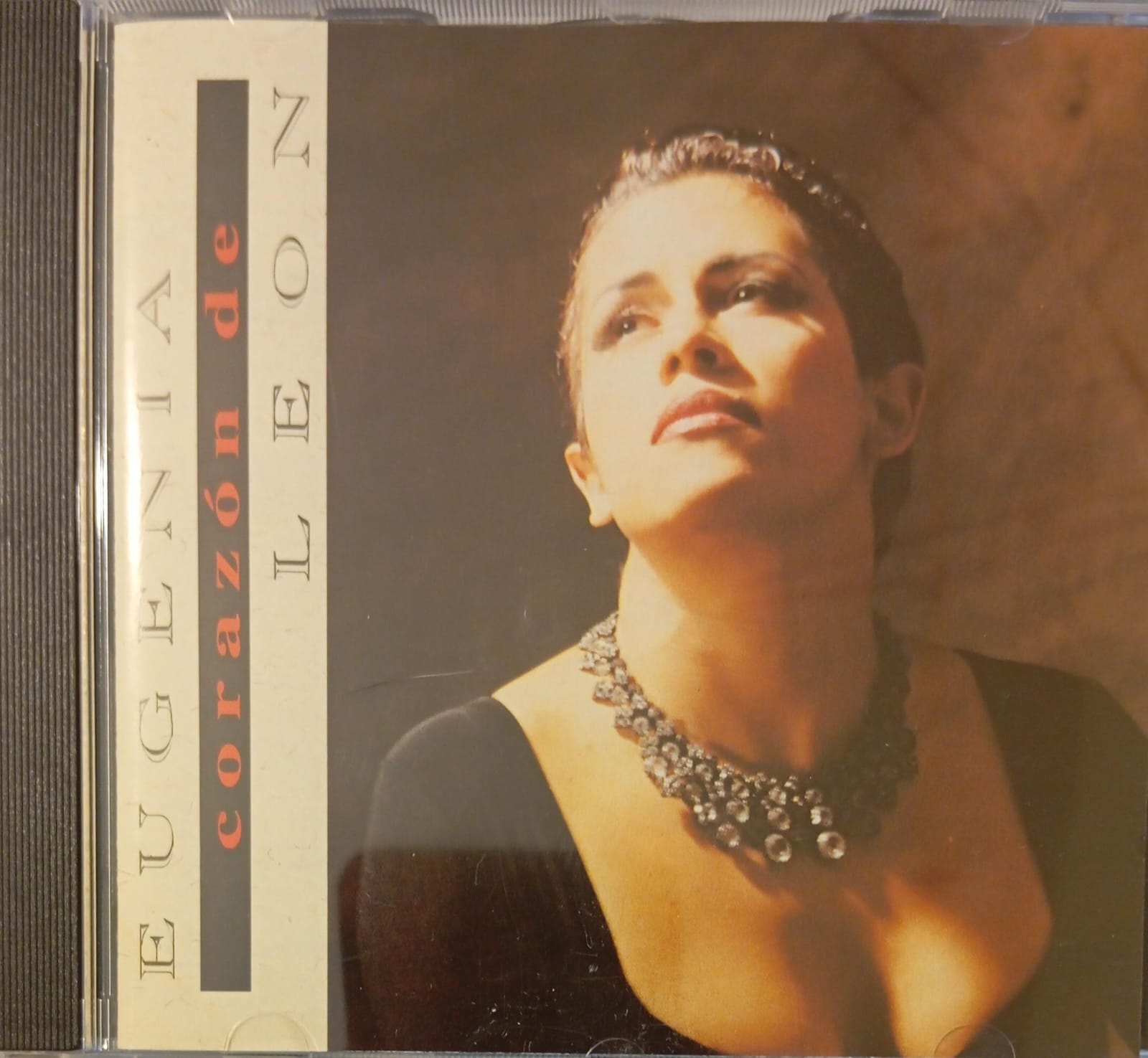 Eugenia León – Eugenia Corazón de León. Cd en buen estado. tienda de discos en méxico formato muerto