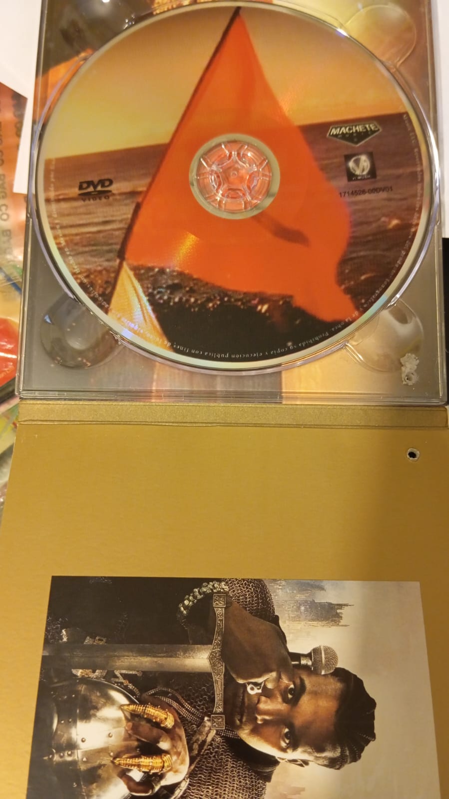 Don Omar – King Of Kings (Armageddon Edition). 2 x CD y 1 DVD. En buen estado. tienda de discos en méxico formato muerto