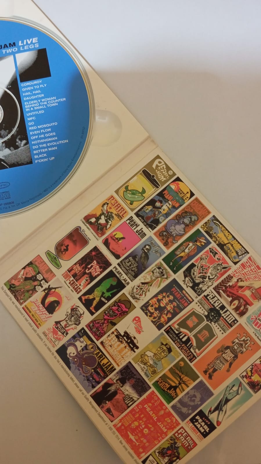 PEARL JAM – LIVE ON TWO LEGS (CD). tienda de discos en méxico formato muerto