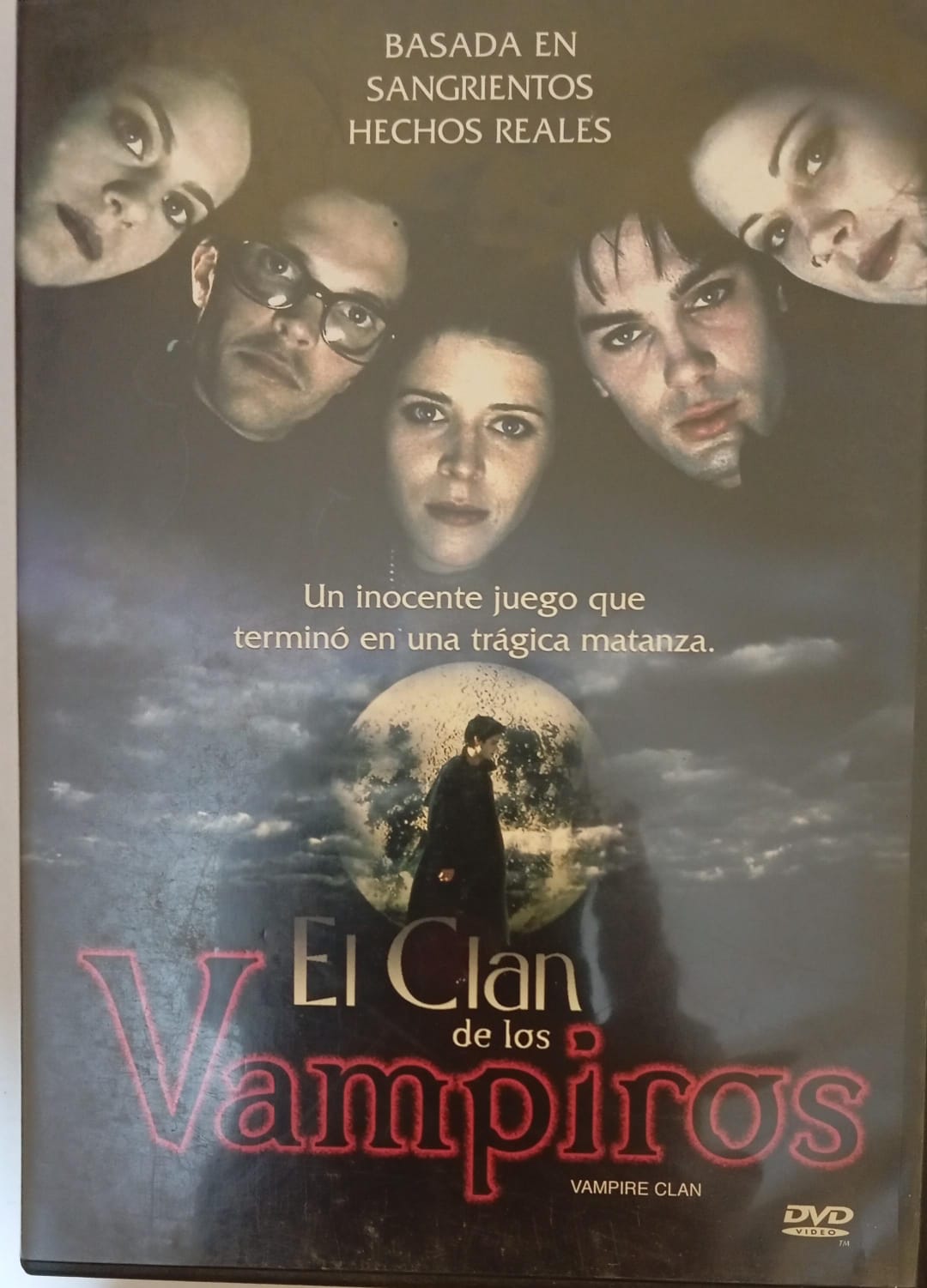 El Clan de los Vampiros. DVD.