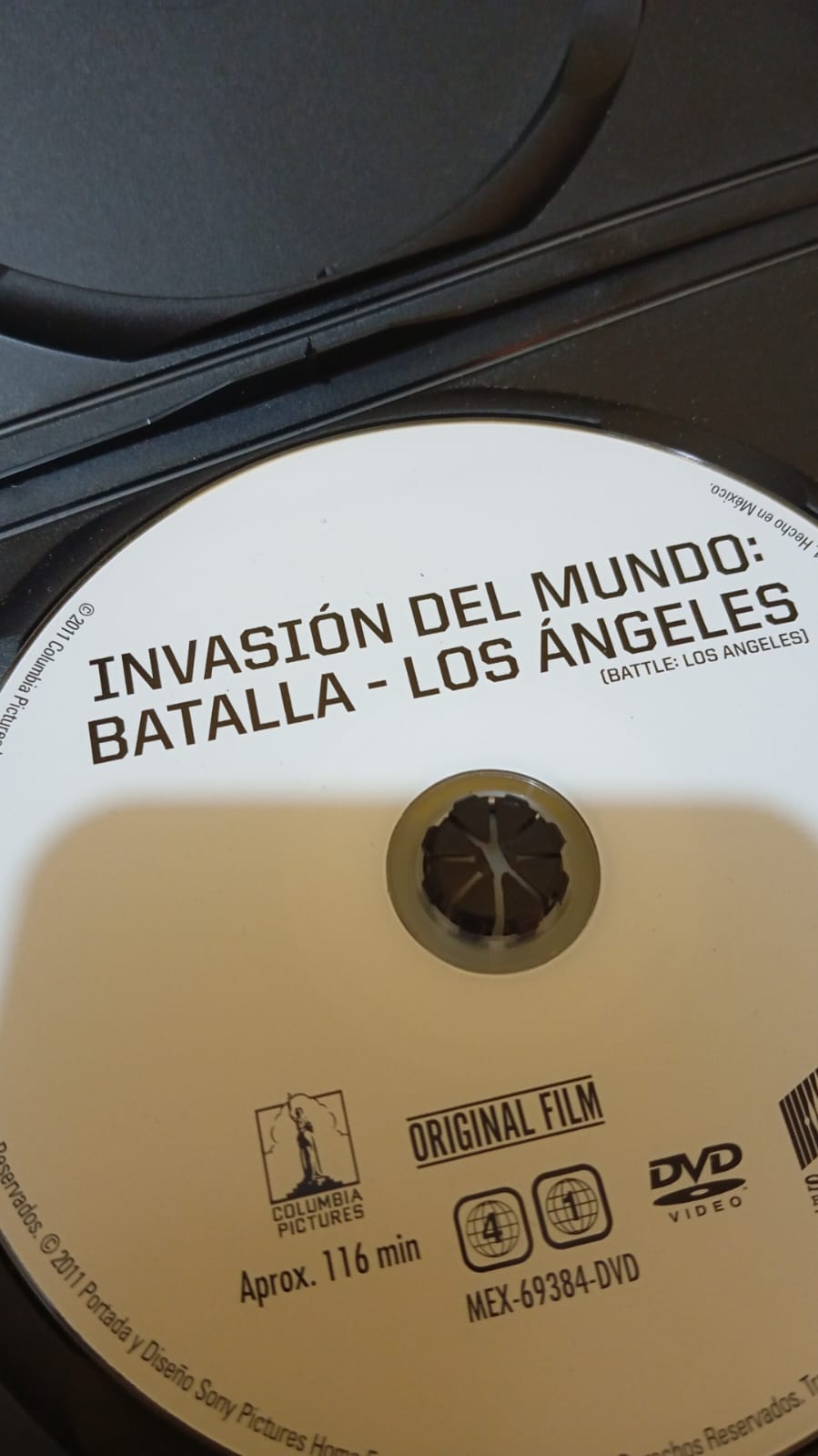 Invasión del Mundo: Batalla Los Angeles. DVD.