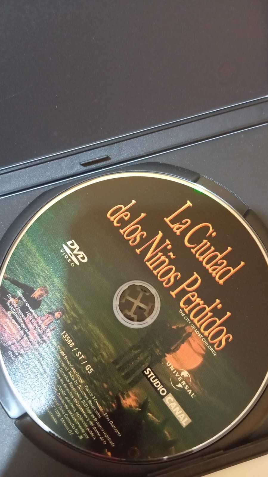 La ciudad de los niños perdidos. DVD. tienda de discos en méxico formato muerto