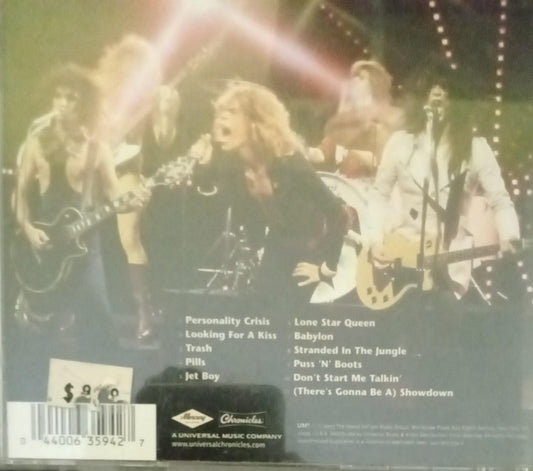 New York Dolls – The Best Of New York Dolls. CD en buen estado.