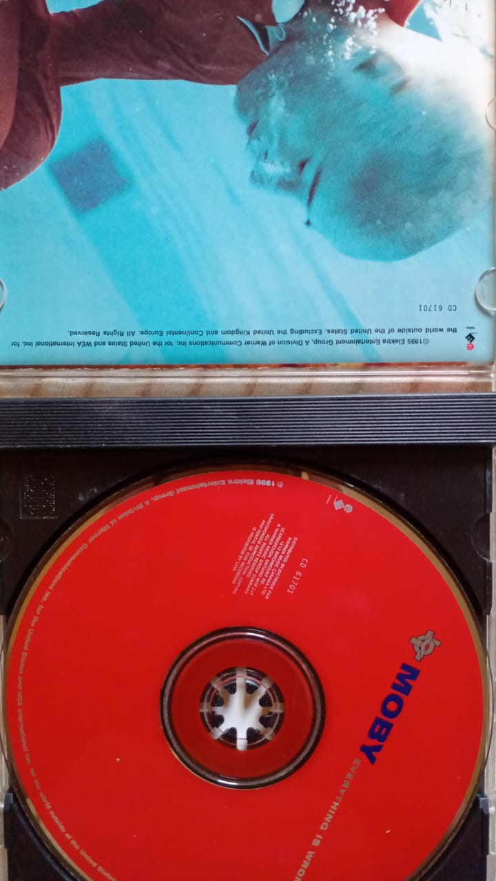 Moby – Everything Is Wrong (CD Importado).