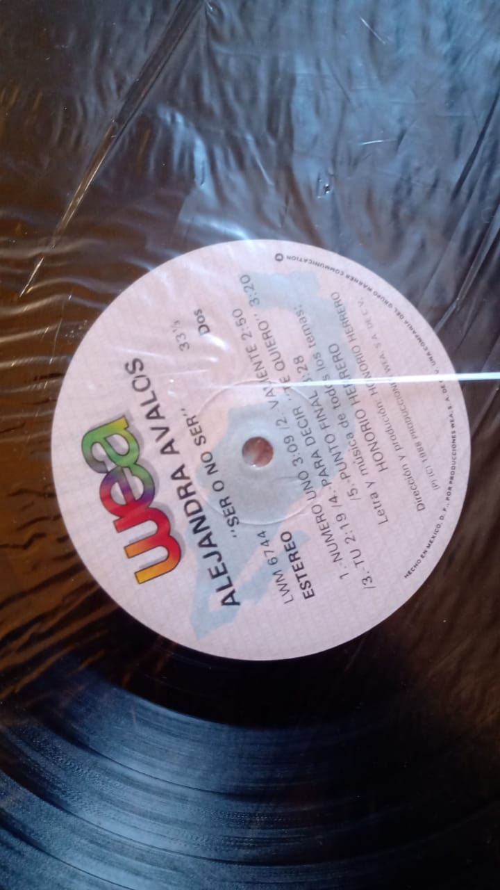 Alejandra Avalos – Ser O No Ser. Vinilo 1988.