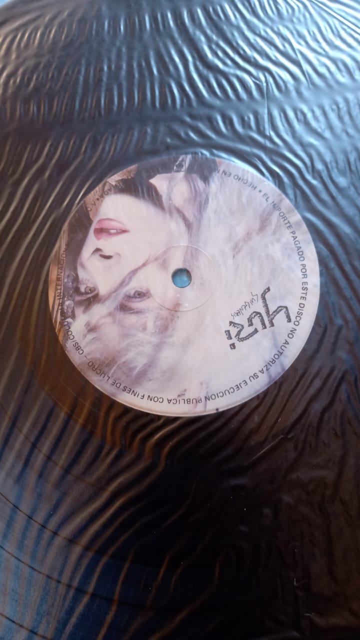 Yuri – Suigeneris. Vinilo 1989.