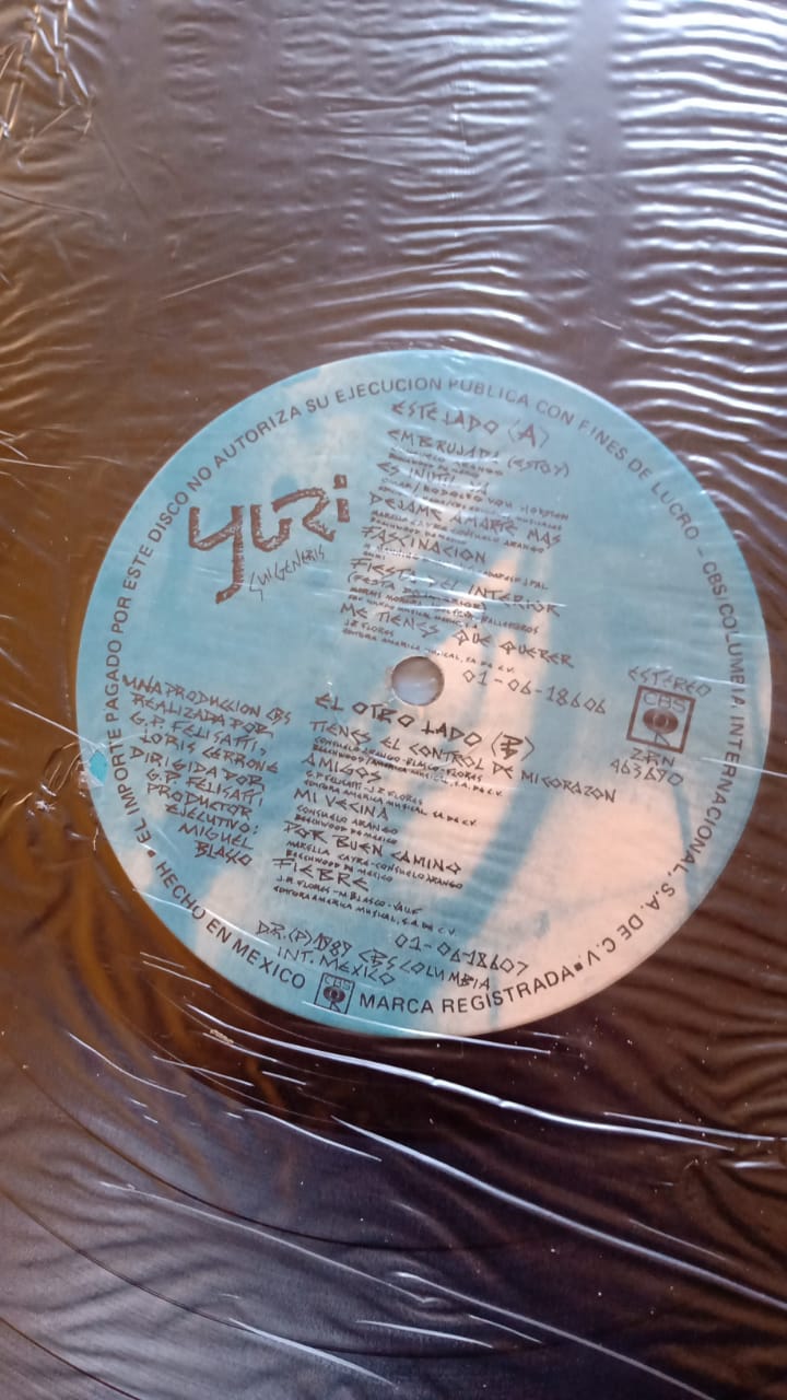 Yuri – Suigeneris. Vinilo 1989.