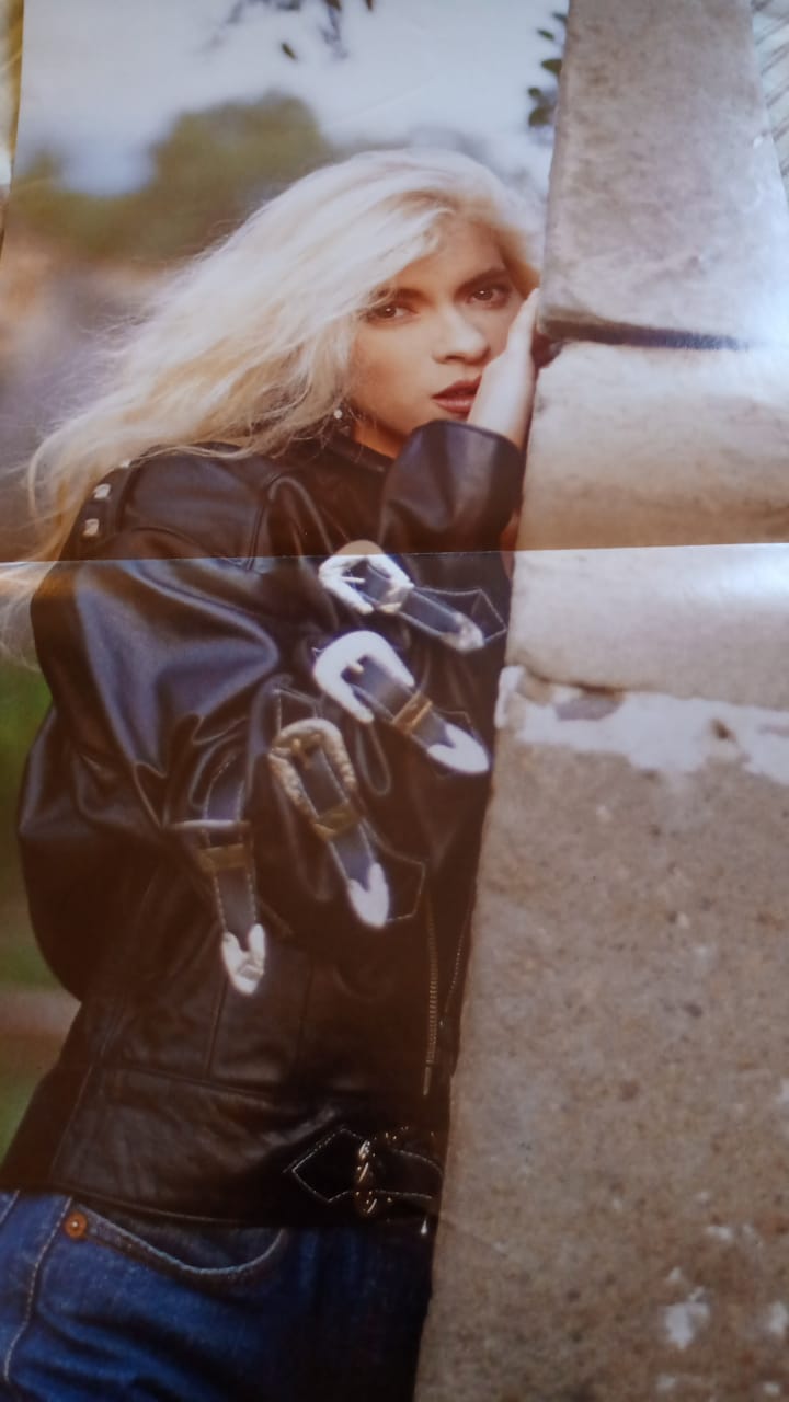 Yuri – Suigeneris. Vinilo 1989.