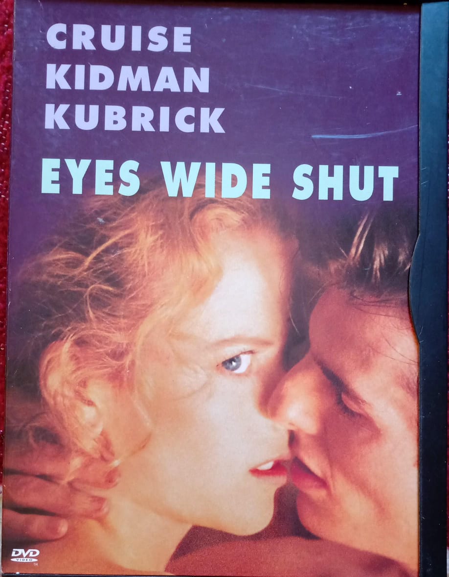 Ojos bien cerrados (Eyes Wide Shut, 1999). DVD importado.