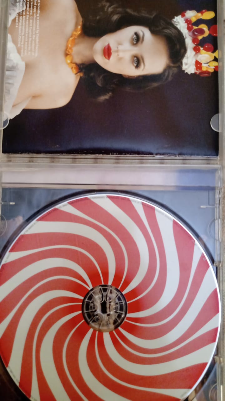 Teenage Dream de Katy Perry. Cd.