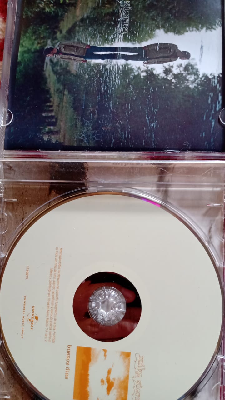Mike Sierra – Buenos Días (CD en excelente estado).