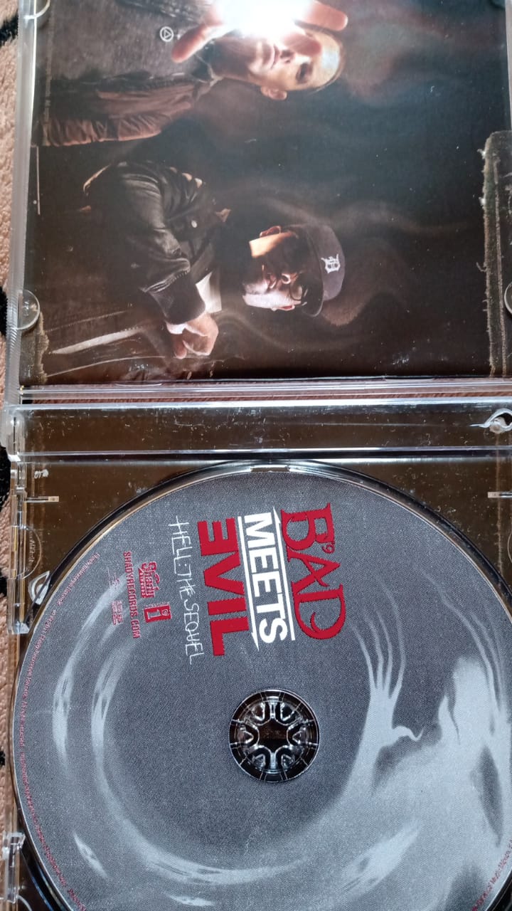 Bad Meets Evil – Hell: The Sequel (CD en excelente estado).